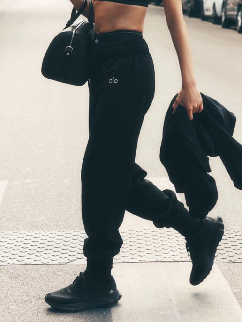 Alo Accolade Sweatpants Black size small